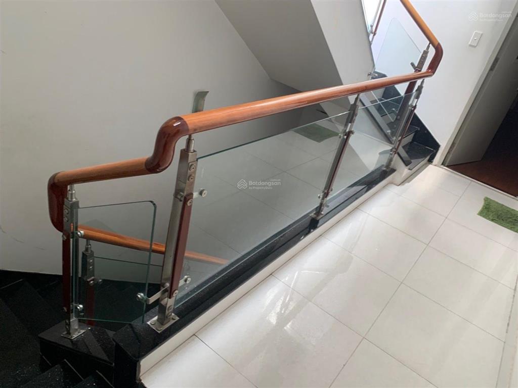 Bán nhà mtkd gs kế siêu thị go dĩ an 82m2 5 tầng dòng tiền khủng chỉ 10 tỷ thương lượng