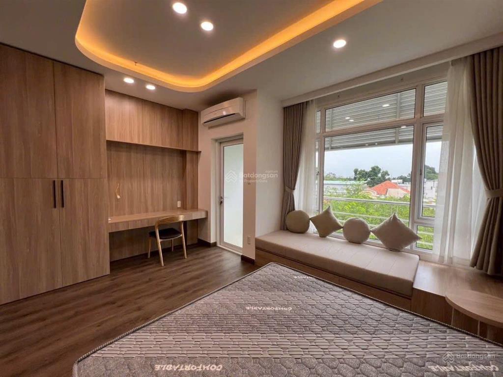 [q2]  mới khai trương  thiết kế hiện đại  gần sala trung tâm