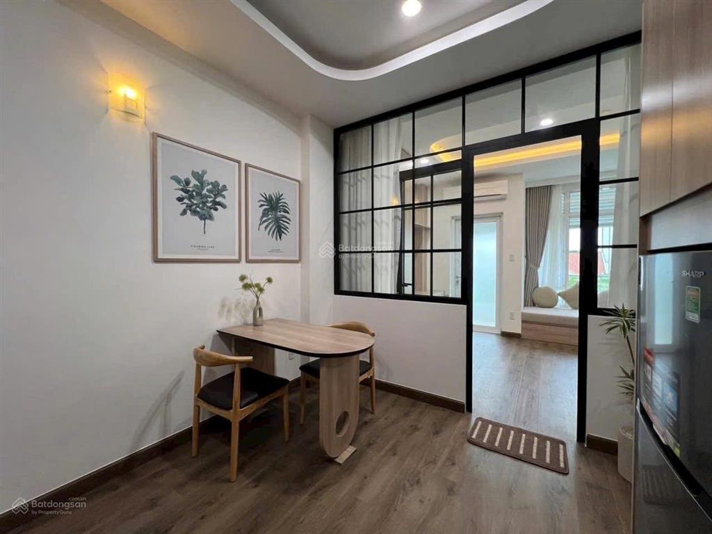 [q2]  mới khai trương  thiết kế hiện đại  gần sala trung tâm