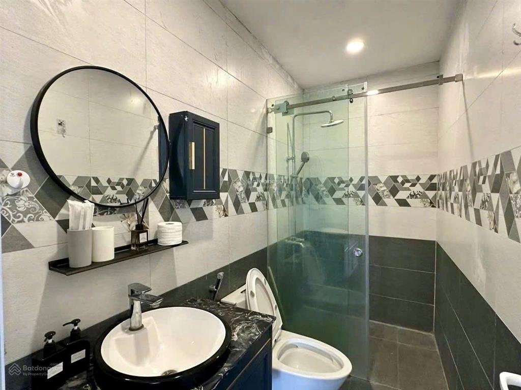 Luxury (q2) cực hiếm siêu thoáng balcony trung tâm q1  sala