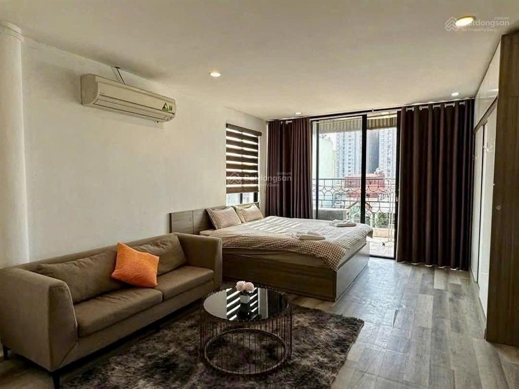 Luxury (q2) cực hiếm siêu thoáng balcony trung tâm q1  sala