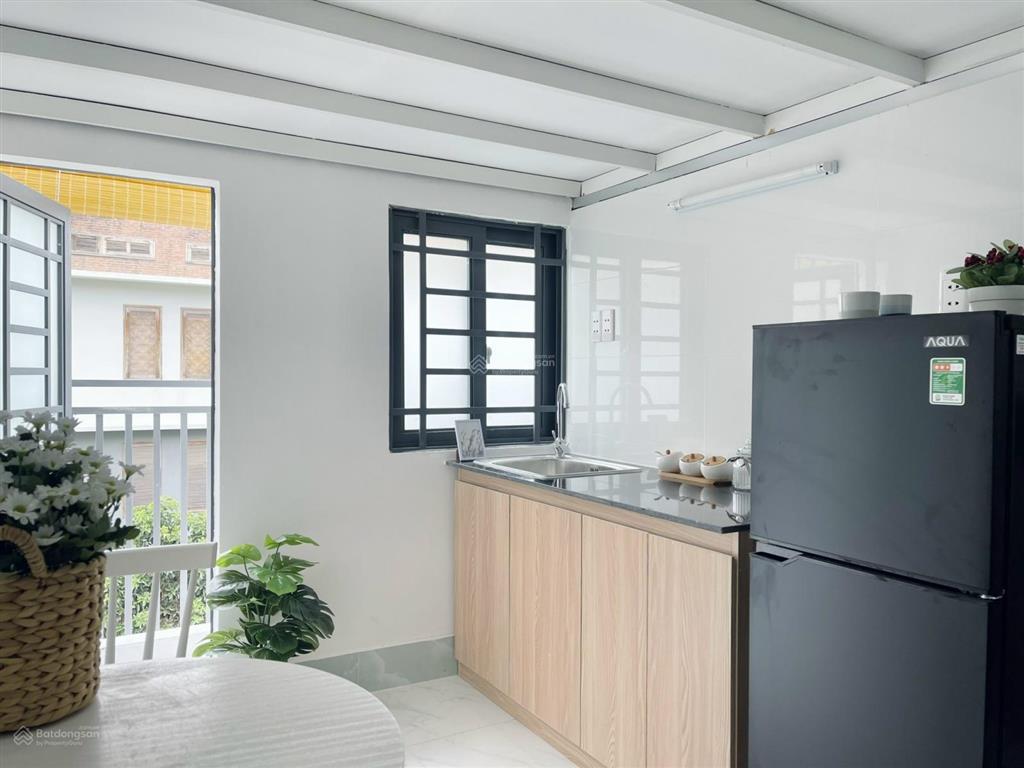 Duplex ban công full nội thất gần trung tâm thuận tiện qua q1, sala cầu sài gòn