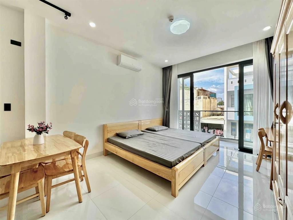 Căn hộ view đẹp, không gian rộng rãi, ánh sáng tự nhiên, vị trí thuận tiện trung tâm
