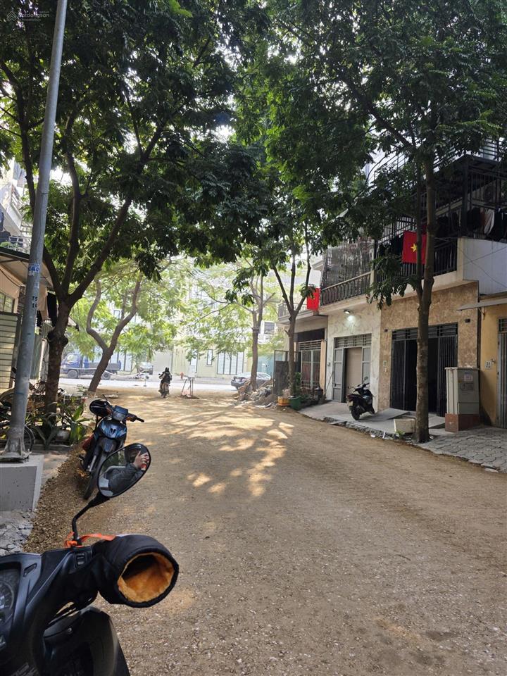 Chính chủ cần bán liền kề 76m2, 4 tầng, giá 7 tỷ, 0968 849 ***