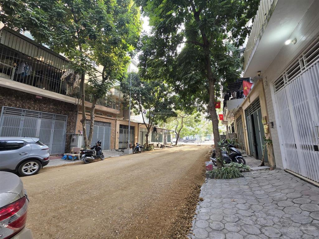 Chính chủ cần bán liền kề 76m2, 4 tầng, giá 7 tỷ, 0968 849 ***