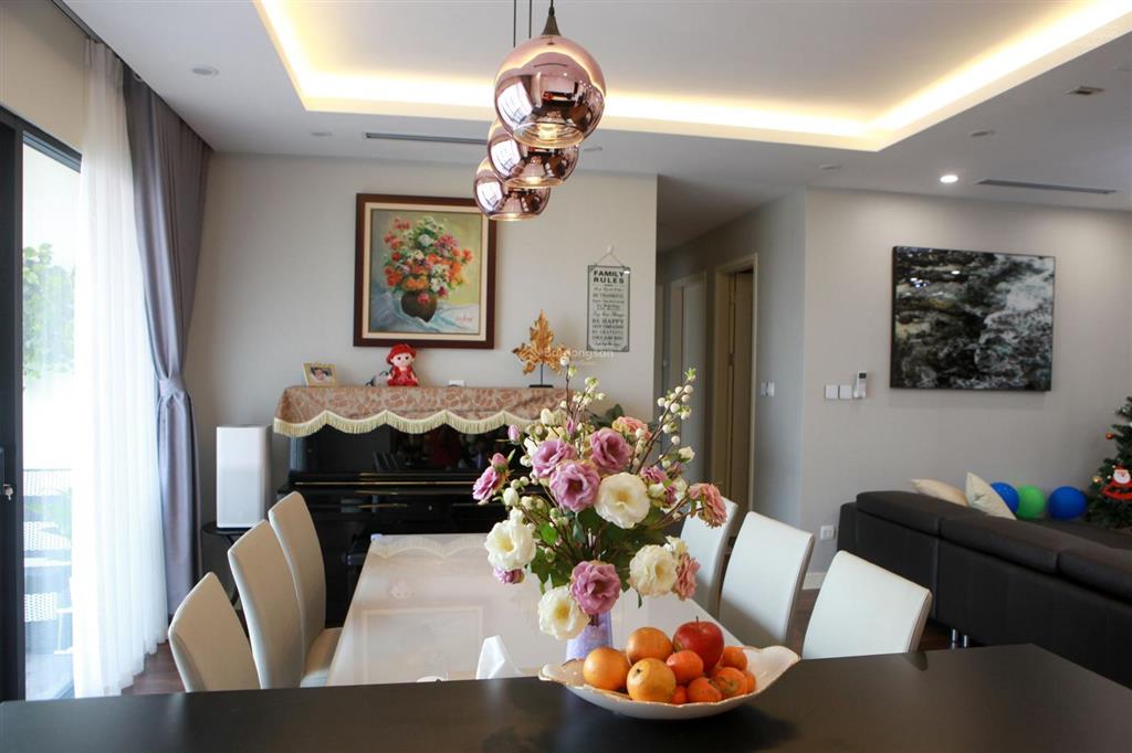 Bán căn 3 ngủ 120m2 full đồ 11,3 tỷ 0968 849 ***