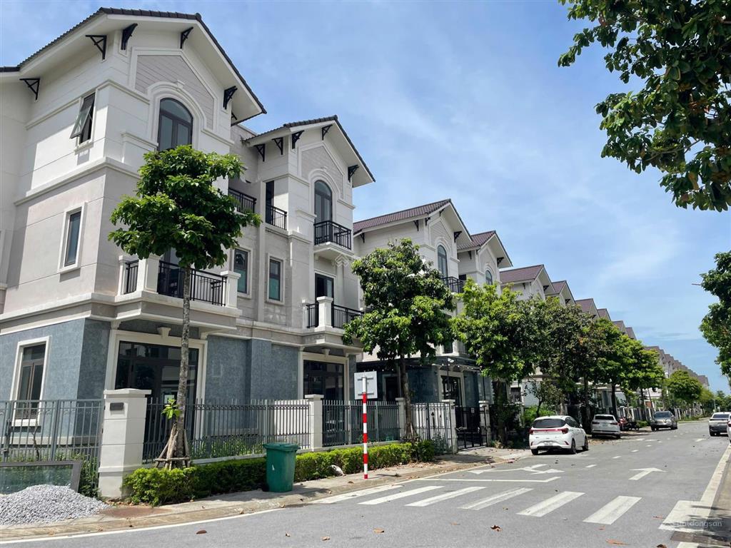 Biệt thự song lập centa city  vị trí vàng, nâng tầm đẳng cấp