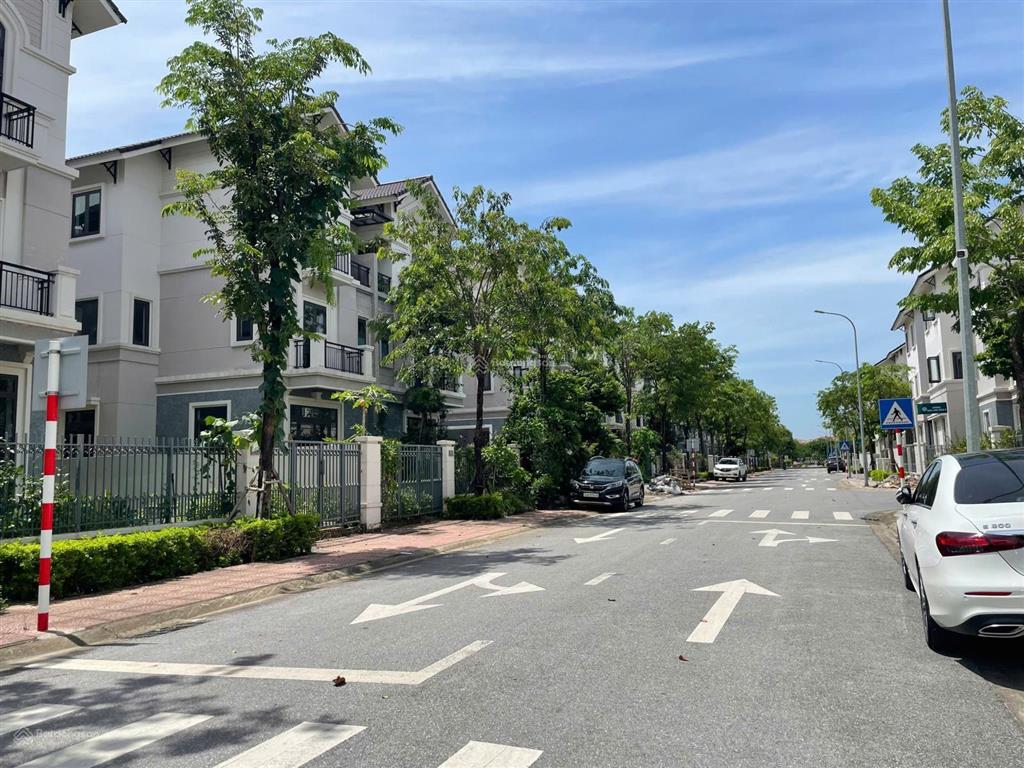 Biệt thự song lập centa city  vị trí vàng, nâng tầm đẳng cấp