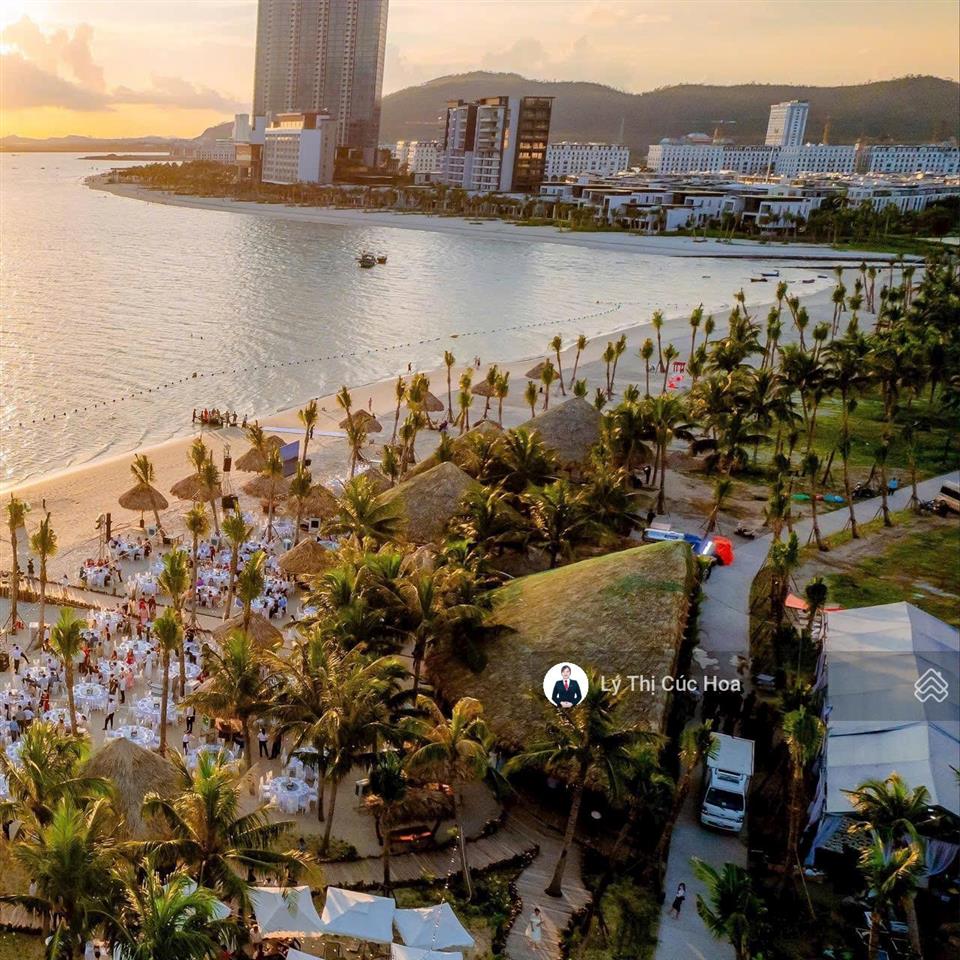 Suất ngoại giao studio view biển hạ long aria bay 2,7tỷ full giá nội thất chiết khấu 16%, htls 24t