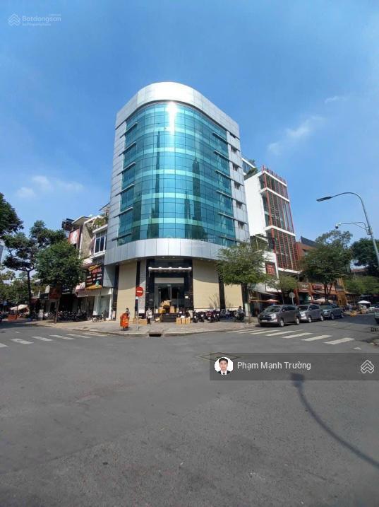 Tòa nhà 2.000m2  góc 2 mt | ngay hai bà trưng | 13,5x20m | 2 hầm + 10 tầng |