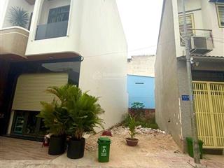 Bán đất thổ cư 74m2 chiến lược, xây caobtaangf, hẻm xe hơi, shr 5 tỷ