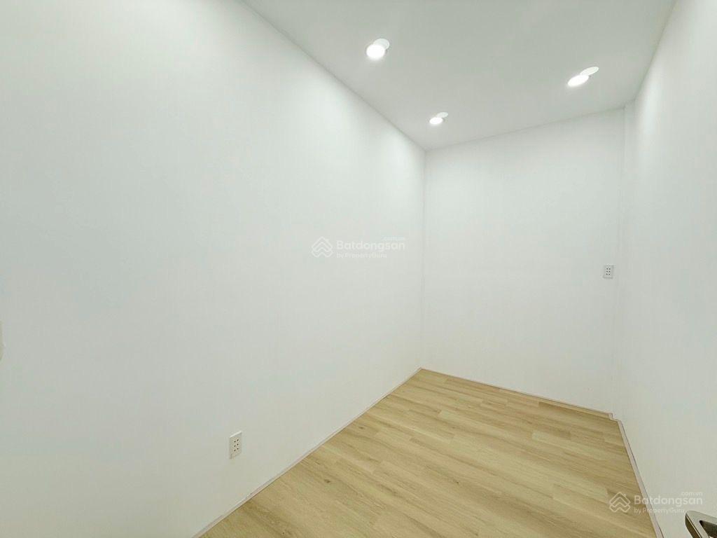 Bán chung cư minh phụng q11  50m 2pn  thang máy  full nội thất 2.9 tỷ.