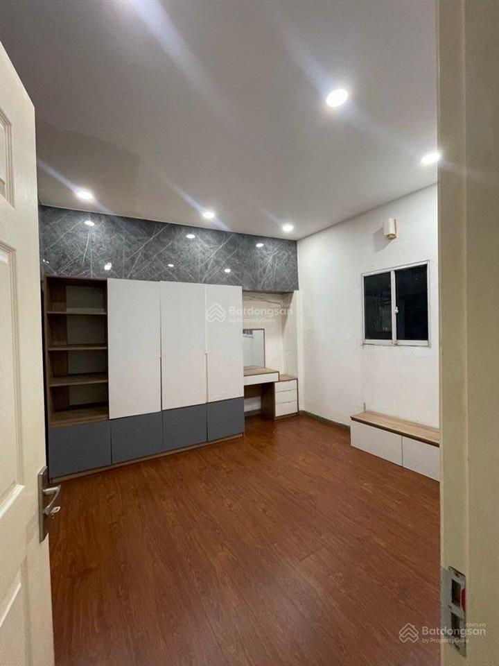 Bán nhà hồng bàng  34m2  2 tầng  nhà mới  sổ hồng riêng  hoàn công đủ, 3.45 tỷ