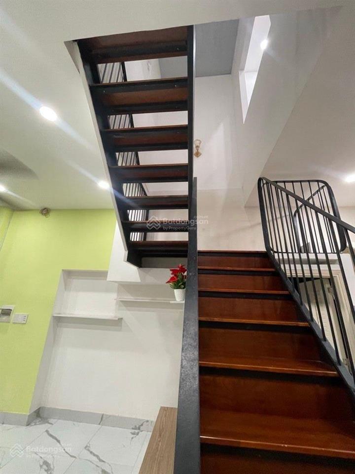 Bán nhà hồng bàng  34m2  2 tầng  nhà mới  sổ hồng riêng  hoàn công đủ, 3.45 tỷ