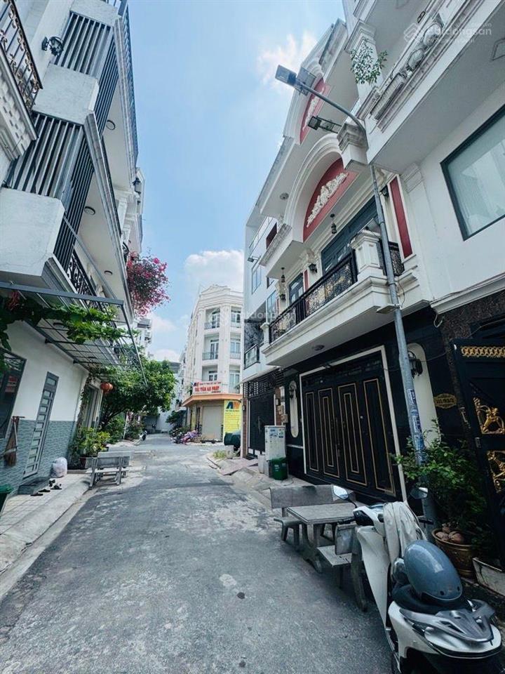 Siêu phẩm 4 tầng  bình thành  3pn  hẻm 8m, sổ hồng