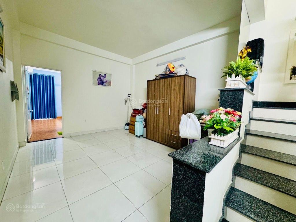 Mặt tiền kdc phú lợi  4 tầng  96m2  đường nhựa 10m  không lộ giới  hoàn công đủ  8.2 tỷ