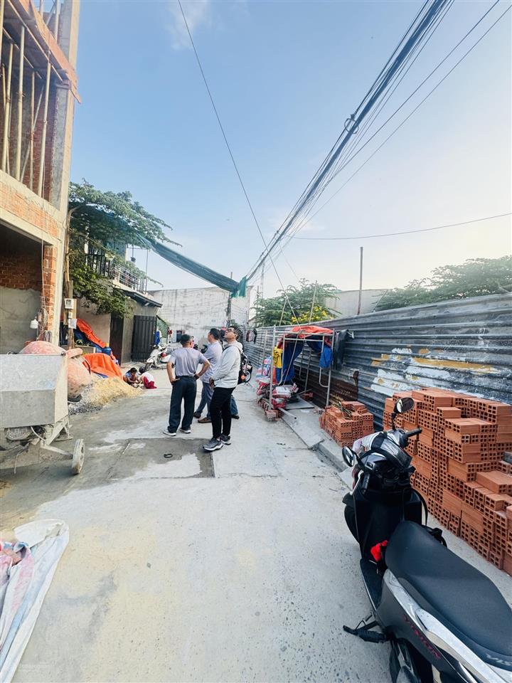 Bán đất 63m2 full thổ, xây cao tầng, hẻm xe tải, ko lg, ko quy hoạch, sổ riêng