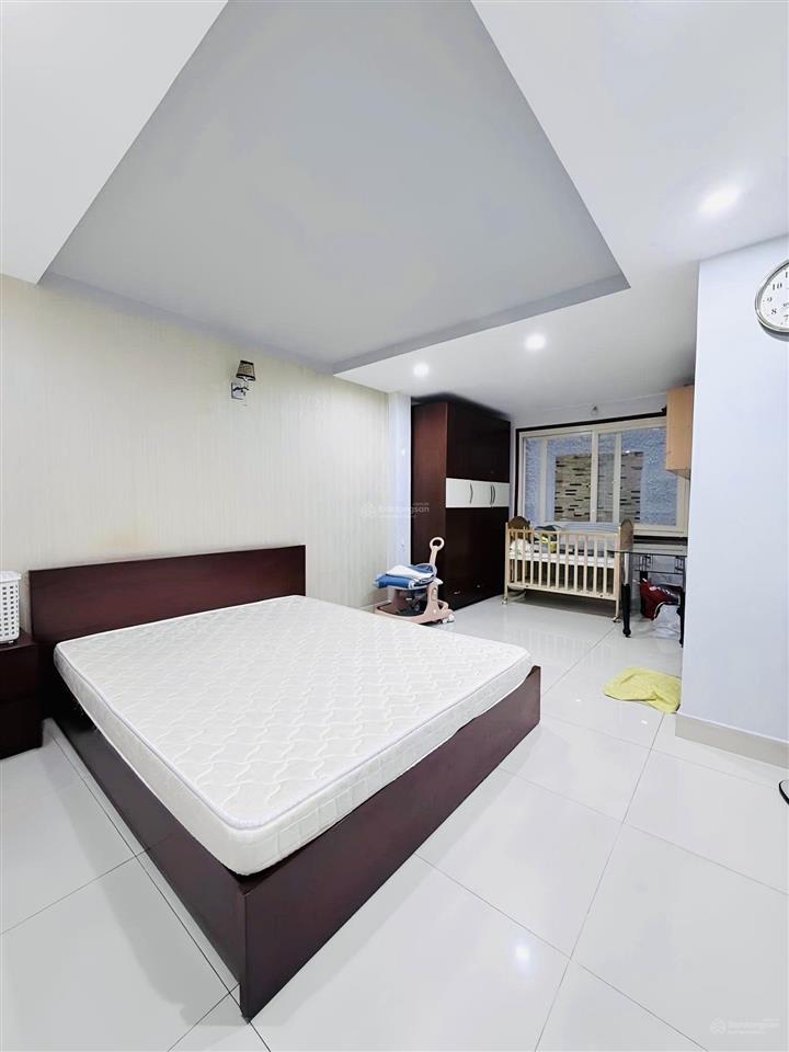 [đỗ nhuận  tân phú]  70m2 (4x17.5)  4pn, 4wc  mặt tiền 9m kinh doanh  chỉ 9 tỏi 5 tl