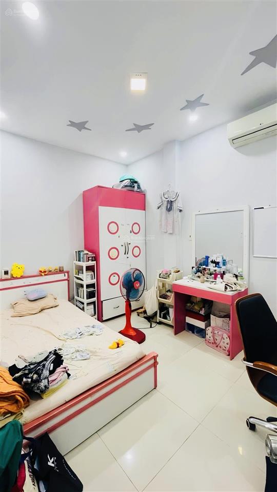 [đỗ nhuận  tân phú]  70m2 (4x17.5)  4pn, 4wc  mặt tiền 9m kinh doanh  chỉ 9 tỏi 5 tl