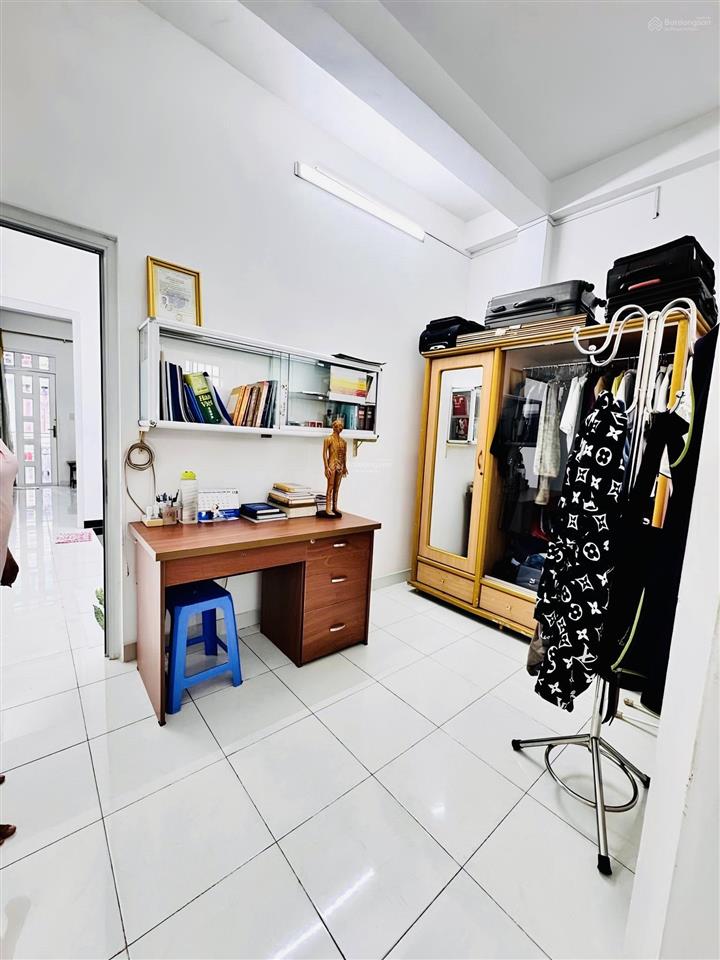 [bhh  bình tân]  74m2 (4x18.5) 3 tầng btct, hẻm 7m xe hơi thông  chỉ 8 tỏi 45 tl
