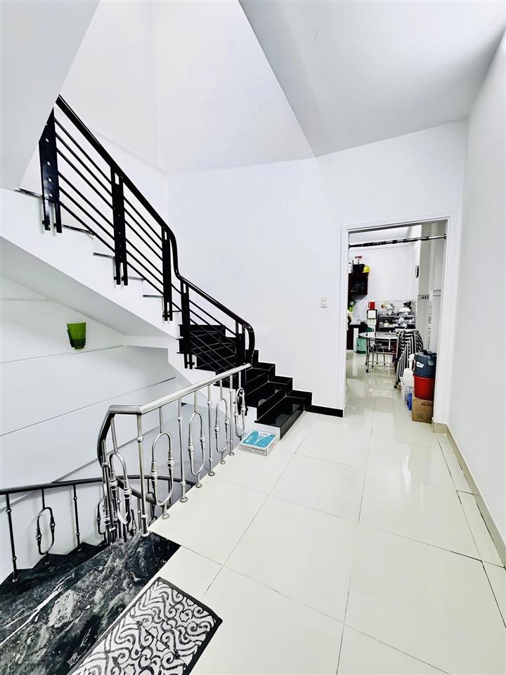 [bhh  bình tân]  74m2 (4x18.5) 3 tầng btct, hẻm 7m xe hơi thông  chỉ 8 tỏi 45 tl