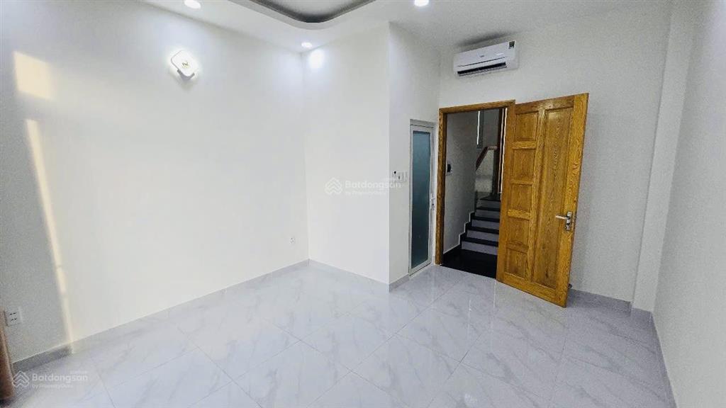 [bhh  bình tân]  56m2 (4x14)  5pn, 6wc hẻm 6m xe hơi, chỉ 8 tỏi 4 tl