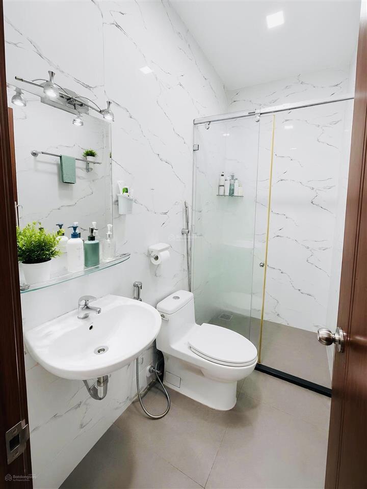 Dương văn dương  tân phú  68m2 5 tầng btct, hẻm nhựa 6m thông đúng 11 tỷ tl