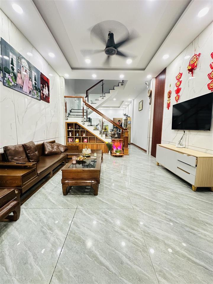 Btđ  bình tân, hương lộ 2, 78m2, nhà 4 tầng  hẻm 6m xe hơi ngủ nhà  chỉ 8 tỷ 5 tl