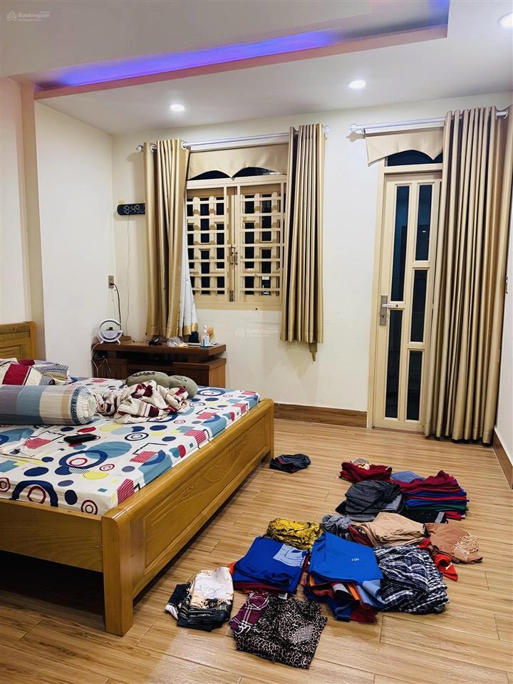 Bhh  bình tân  72m2, 4 tầng btct, 2 mặt hẻm 6m ô tô thông chỉ 8 tỷ 2 tl