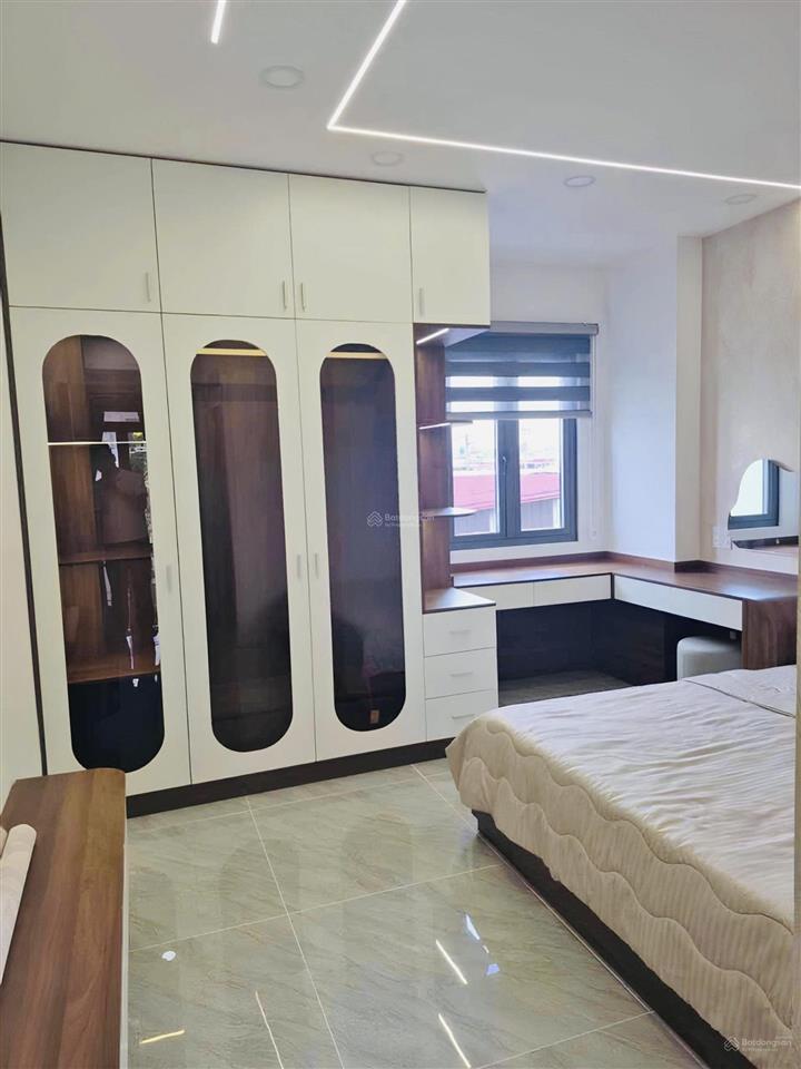 [bhh  bình tân] 70m2 5 tầng btct xe hơi ngủ nhà  chỉ 8 tỏi 1 tl