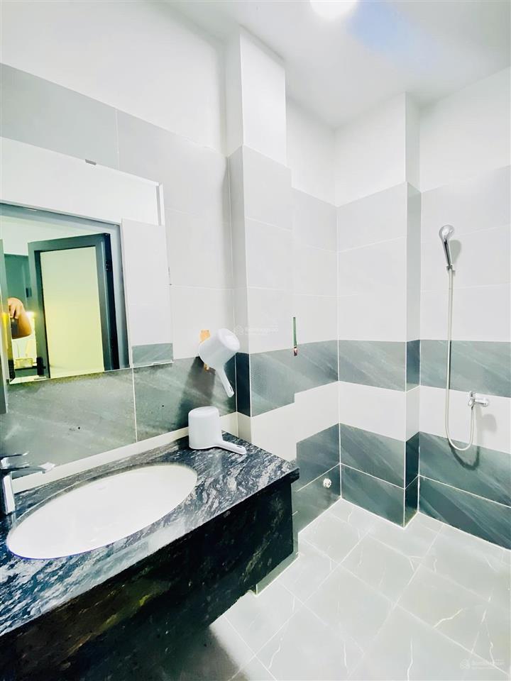 [bờ bao tân thắng  tân phú] 64m2 (4x16)  5pn, 5wc  hẻm 6m chỉ 8 tỏi 7 tl