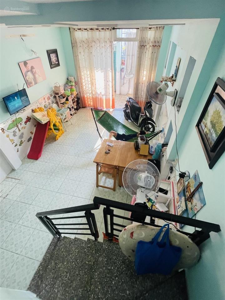 Đường trường chin  đông hưng thuận 5  2 tầng  2pn 2wc  44m2 vuông vức  shr. công chứng ngay.