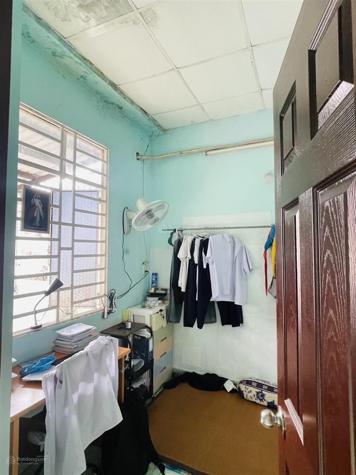 Đường trường chin  đông hưng thuận 5  2 tầng  2pn 2wc  44m2 vuông vức  shr. công chứng ngay.