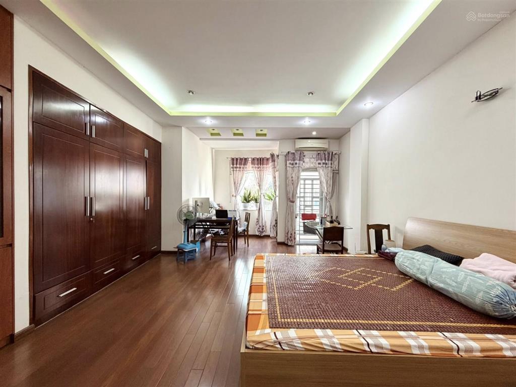 Ngộp bank "14 tỷ giảm về 12,2 tỷ" (chỉ 156tr/m2)  bán gấp nhà 5 tầng 77,8m2 (4,5x18m)  hẻm xe hơi