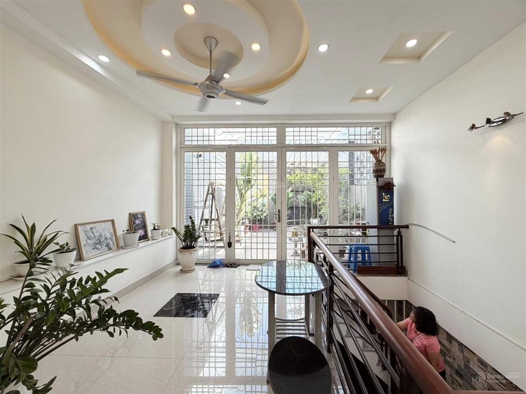 Ngộp bank "14 tỷ giảm về 12,2 tỷ" (chỉ 156tr/m2)  bán gấp nhà 5 tầng 77,8m2 (4,5x18m)  hẻm xe hơi