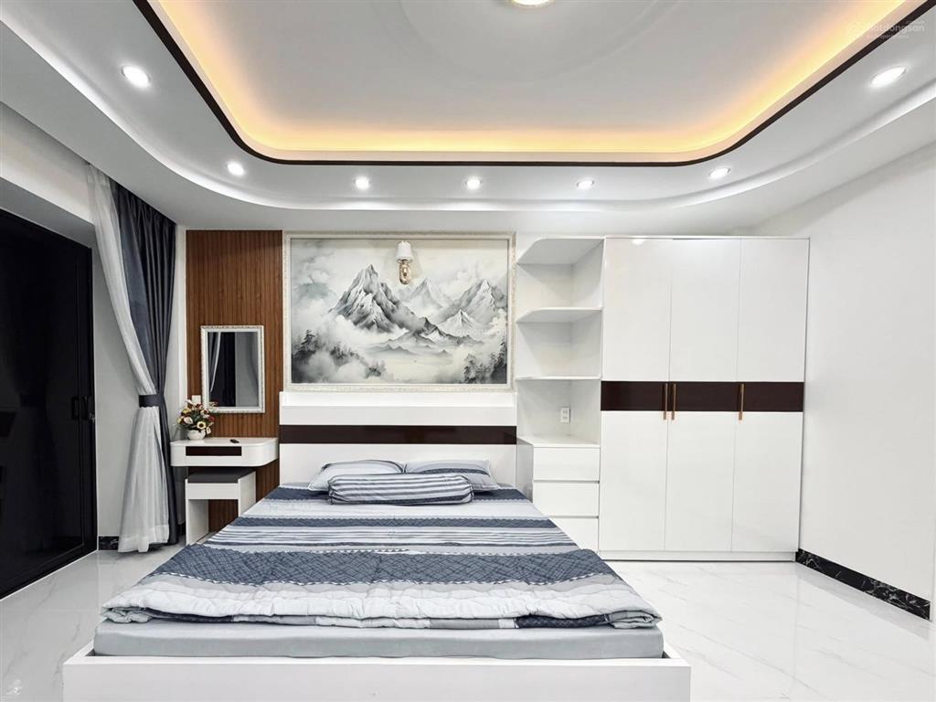 Nhà mới đẹp | hẻm ô tô 12m | kế vincom nguyễn xí  bình thạnh | 5x18m 4 tầng | chỉ 13 tỷ tl