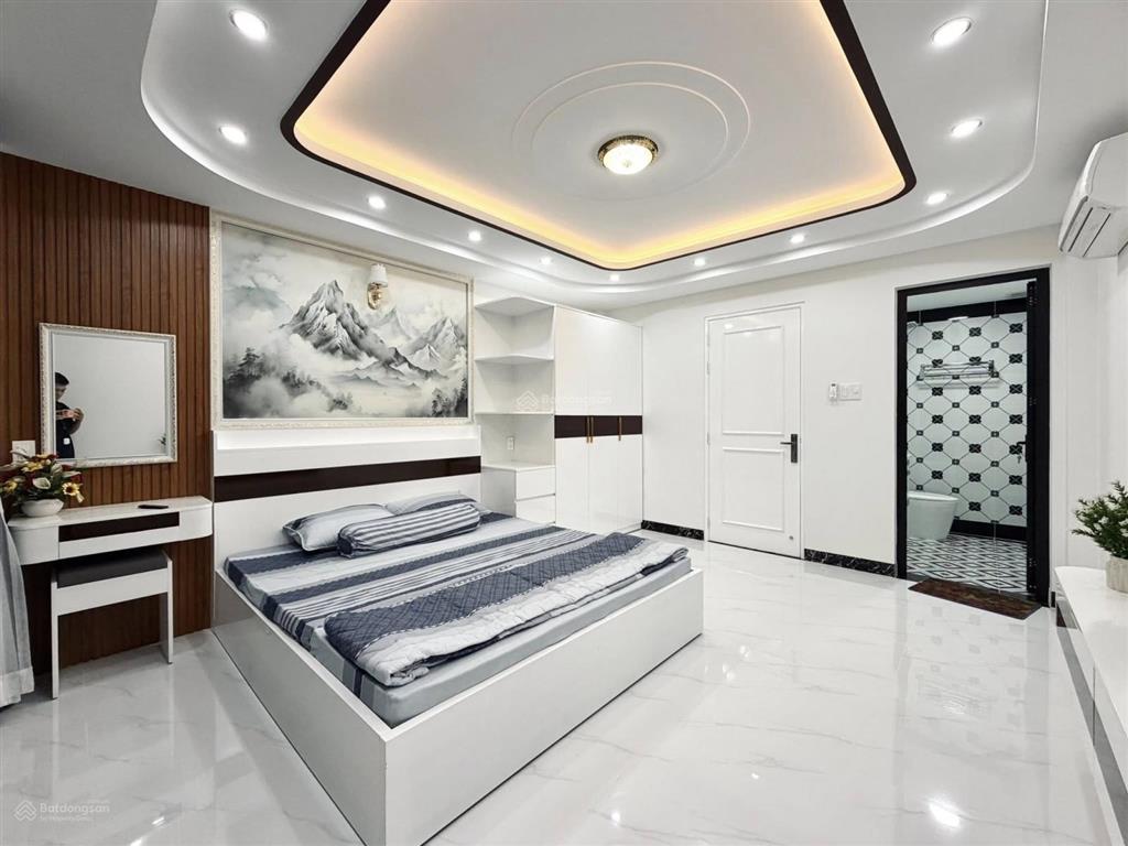 Nhà mới đẹp | hẻm ô tô 12m | kế vincom nguyễn xí  bình thạnh | 5x18m 4 tầng | chỉ 13 tỷ tl