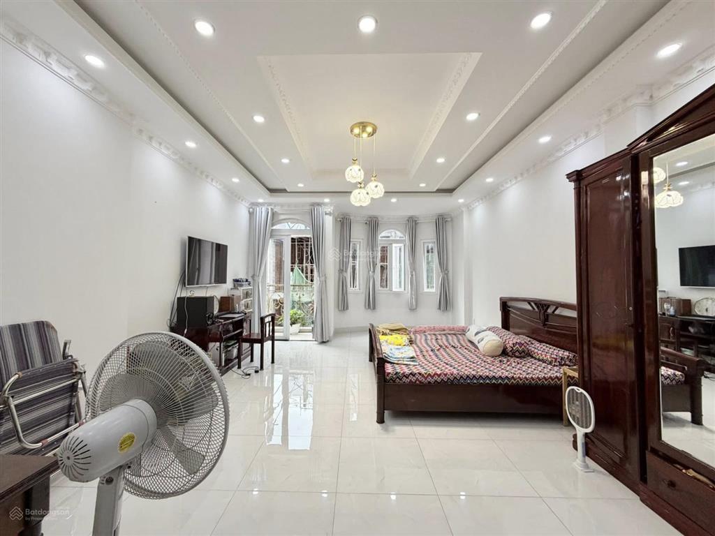 Căn nhà tâm huyết! 5 tầng phan văn trị  bình thạnh, 4x18.4m cn 74m2, hẻm ô tô 5m, chỉ 10 tỷ