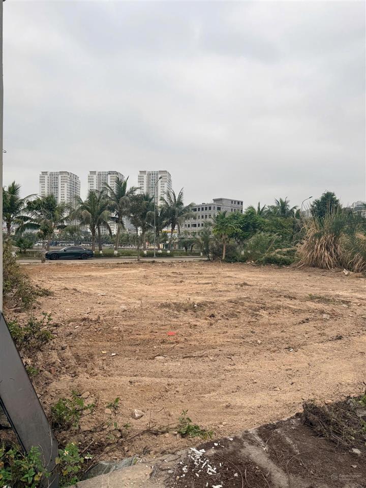 Bán rẻ hơn 10 giá lô đắt mặt hồ kđt cái dăm geleximco, giá chỉ 70 triệu / m2, 330 m2 cách biển 300m