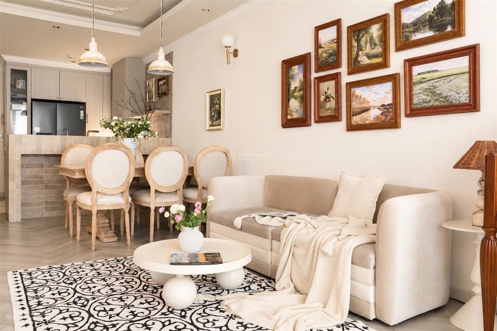 Bán căn 3pn hc golden city long biên 102m, 2wc, giá 12,5 tỷ!  ngay 0588 090 ***