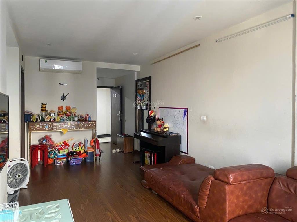 Homeland 65,7m 2 ngủ 2 vệ sinh tầng cao, đồ cơ bản chỉ 3,5 tỷ