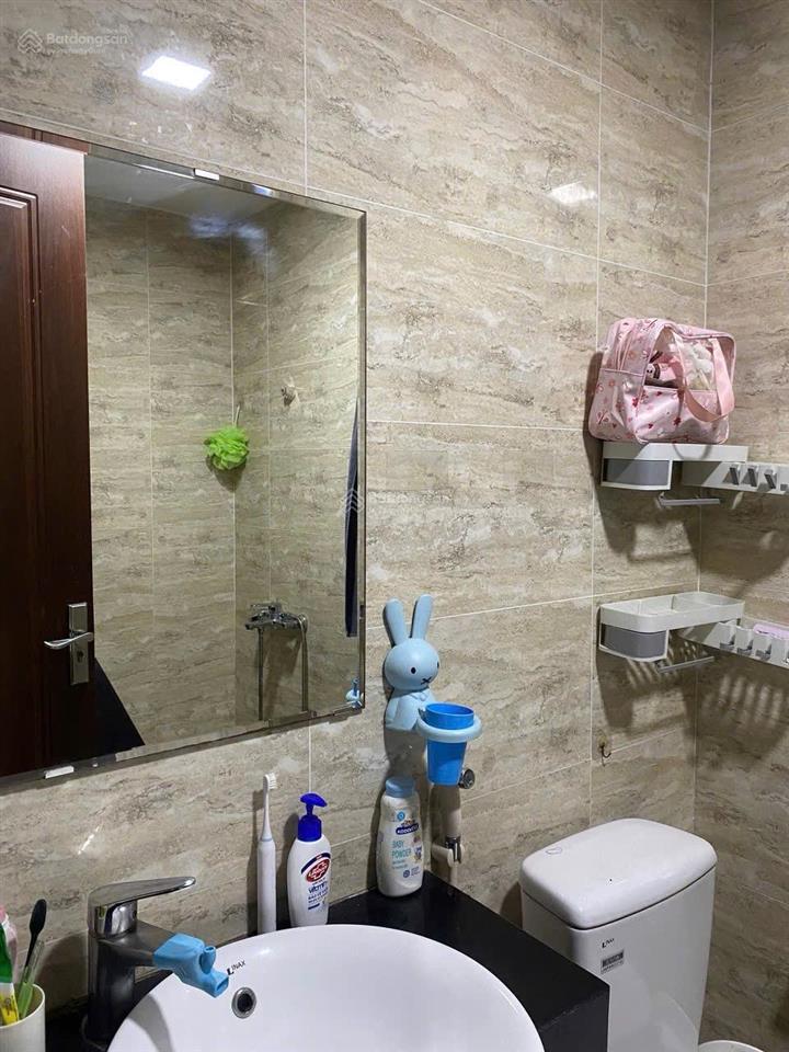 Homeland 65,7m 2 ngủ 2 vệ sinh tầng cao, đồ cơ bản chỉ 3,5 tỷ
