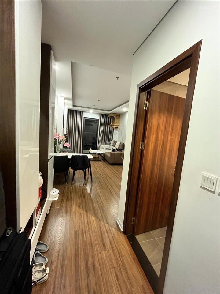 Bán căn 75m2 (2pn) giá 5.5 tỷ bao phí  full đồ   0588 090 ***