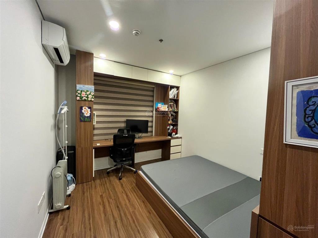 Bán căn 75m2 (2pn) giá 5.5 tỷ bao phí  full đồ   0588 090 ***