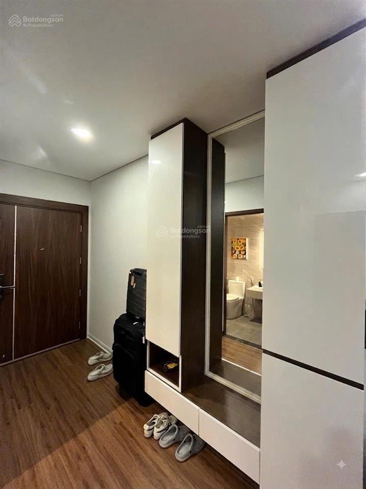 Bán căn 75m2 (2pn) giá 5.5 tỷ bao phí  full đồ   0588 090 ***
