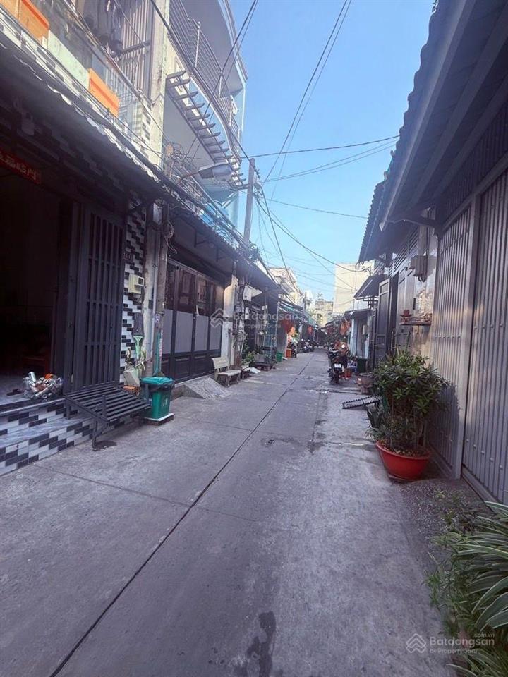 2 tầng 2pn 44m2 chỉ nhỉnh hơn 4 tỷ hẻm xe hơi 6m đường mã lò giáp tân phú