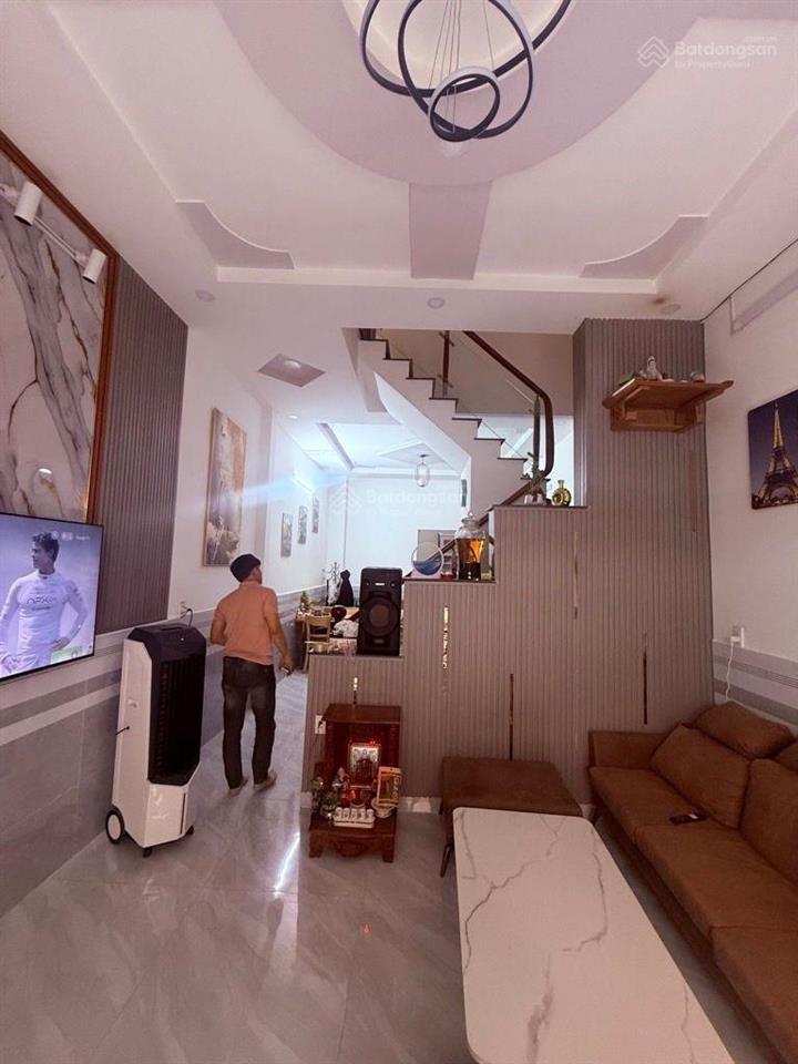 2 tầng 2pn 44m2 chỉ nhỉnh hơn 4 tỷ hẻm xe hơi 6m đường mã lò giáp tân phú