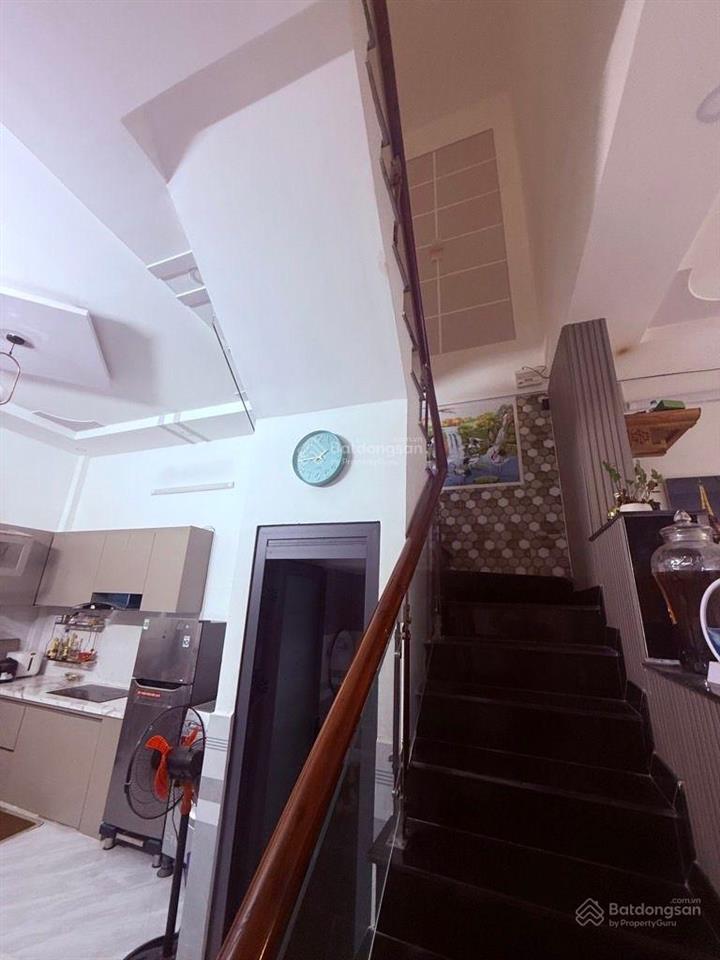 2 tầng 2pn 44m2 chỉ nhỉnh hơn 4 tỷ hẻm xe hơi 6m đường mã lò giáp tân phú