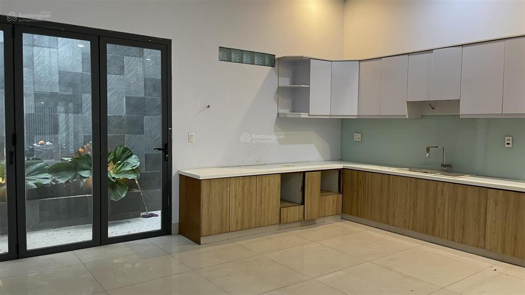 Biệt thự 4 tầng 90m2 mặt tiền 6m khủng gần aeon tân phú chỉ hơn 8 tỷ 6pn  hương lộ 3 celadon