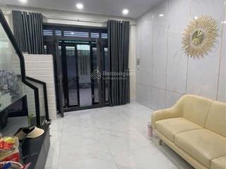 Sát mặt tiền gò xoài nhỉnh 4 tỷ nhà đẹp 3 tầng hẻm xe hơi 6m thông lê văn quới